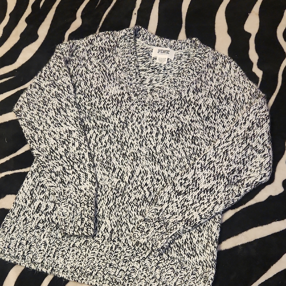 PINK Victoria's Secret Black and White V-Neck Sweater